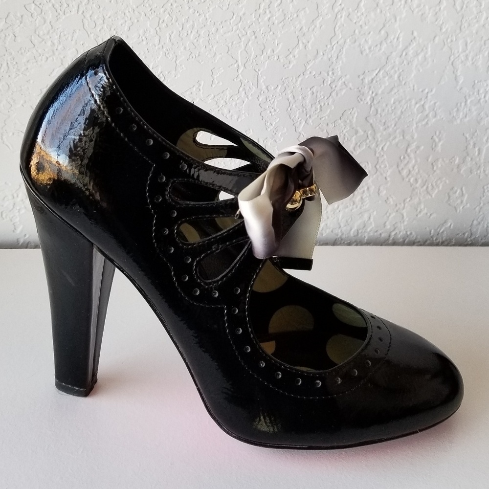 Betsey Johnson black heels